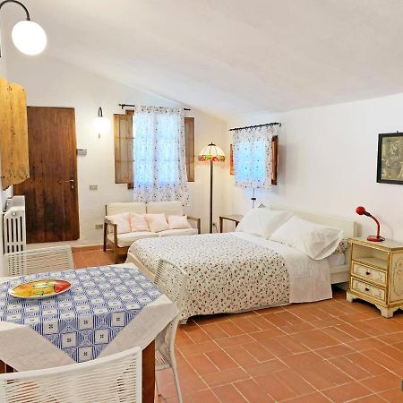 S.M. Il Castro Lejlighed Monteriggioni Eksteriør billede